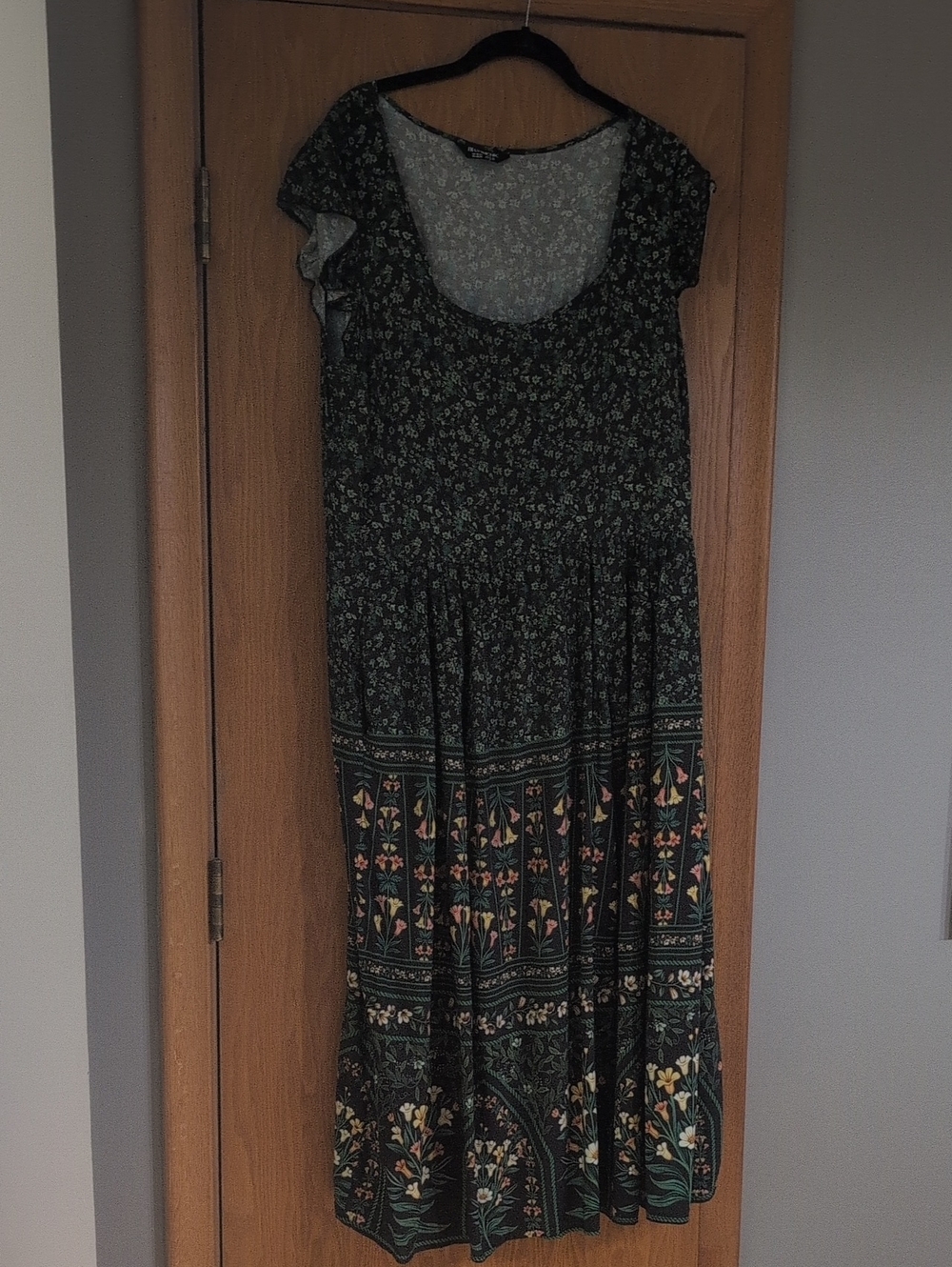 BloomChic Dark Green Floral Maxi Dress